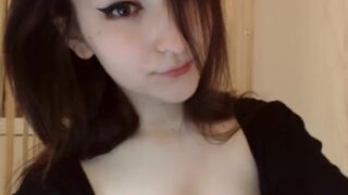 結希真琴 美艳巨乳自慰棒