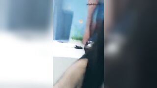 完美身材，落地窗旁诱惑你