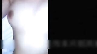 一杯红酒搭讪极品C奶女神