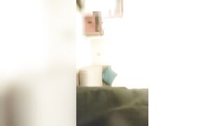 【全国精品拽拽】风骚美少妇，肤白如玉跳艳舞，黑丝诱惑骚气逼人，沙发啪啪后入这大白臀真刺激