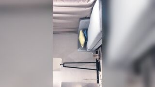 【战狼行动】2800网约白色西装外围女神，甜美温柔，肤如凝脂笑靥如花，沙发后入白嫩翘臀娇喘不断