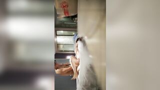 【肌肉佬寻花】第三场第三次约巨乳妹，操哭了，罕见巨乳极品尤物，乳浪翻滚淫荡刺激