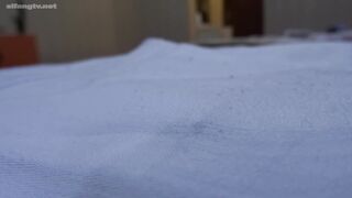 【麻花免费视频】重磅福利最新购买（三人组作品）套路上门试镜茶杯里下药迷干极品模特美女