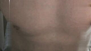 帅小伙3500元微信上约到的某酒店DJ女,身材颜值超一流,互摸掰穴,口交,女上位,抬腿大力猛操.国语!