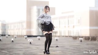 最新B站舞蹈区PMV剪辑同衣服异类撞衫 你B的罪状几乎全跟『性』有关 台上女神 胯下母狗 日潮韩流性篇 高清720P版