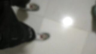 “你值1000嘛就这B样的”对白搞笑钱不到位不给干的高跟黑丝卖肉女最后给800宿舍无套又吹又插叫爸爸淫叫很骚