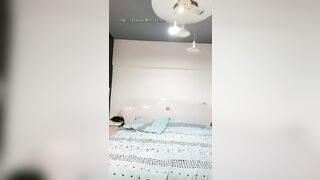 【野狼出击探花】超清设备偷拍，酒店约战风骚小少妇，大长腿肤白淫荡，体力强悍暴力输出精彩纷呈