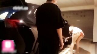 擦車美女的誘惑