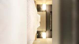 【小宝寻花】，红内裤战神经典神作，3800外围女神，清纯00后肤白貌美，乖巧软萌超级嗲