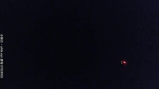 鸟枪换炮村长继续高档酒店玩外围1400元的气质湘妹子穿着护士制服被村长的暴力姿势草到肚子疼还没射就不让干了