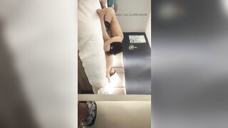 近期最淫荡，没有之一，【文轩探花】第二场，酸奶倒鲍鱼，自慰，黑丝，骚货花样真多，淫荡指数首屈一指，必看好片