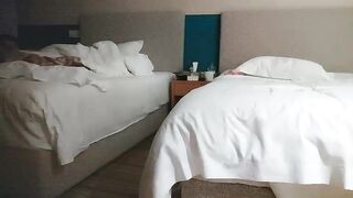 91李公子新秀老哥上门甜美妹子，洗完澡开操翘起屁股舔弄，上位骑乘大屁股上下套弄，抬腿侧入大力猛操