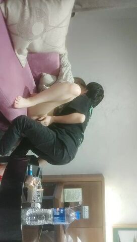 【三线探花】，小伙今夜约战00后小萝莉，粉嫩干净，侧颜颇有几分像张子枫，大胸乖巧又配合，花式啪啪