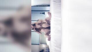 【赵总寻欢】，风骚小少妇，口交特写舔得好认真，骚穴盖脸求舔，赵总威猛残暴式啪啪精彩无限