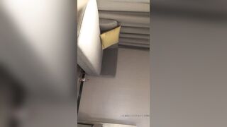 两场卖了3万6人民币【文轩探花】第一场妹子加钟要1800，那就喊来闺蜜继续啪啪，胸大高颜值更好看，高清源码录制