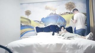 【麻花免费视频】小天娱乐约了个肉肉身材少妇啪啪，蹲着口交舔屌站立后入，抬起双腿大力抽插猛操，搞得呼吸急促娇喘