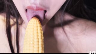 【麻花免费视频】最新流出X航空姐制服短裙❤️久战沙场的大骚货玉米自慰淫水泛滥呻吟声叫的心痒痒 高清套图140P+1V