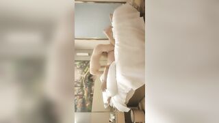 【麻花免费视频】【小马寻花】，几十万粉丝要求返场，极品抽搐妹，中途休息，吹硬换套，第二炮继续激情，高潮叫得惊天动地