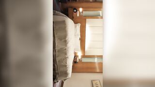 【麻花免费视频】小宝寻花极品颜值甜美大圈外围妹子，舌吻互摸调情迫不及待解开裤子，性感睡衣露出奶子侧入抽出，骑乘猛操晃动奶子