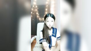 【麻花免费视频】【麻花免费视频】小柠檬长相清纯甜美妹子自慰啪啪，穿上学生制服丁字裤掰穴特写抽插猛操