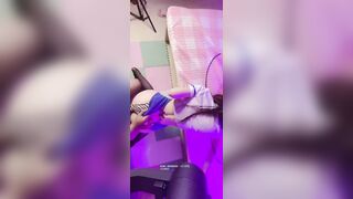 【麻花免费视频】最新童颜巨乳91极品身材网红女神▌一只小嘤嘤 ▌空姐情趣诱惑爆乳挺翘蜜臀完美呈现 硕大肉棒爆射饱满白虎蜜桃穴