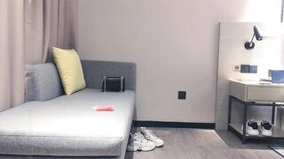 【麻花免费视频】太子探花约操外围小姐姐翘臀美乳沙发啪啪01