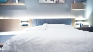 【麻花免费视频】175车模来袭大胸粉嫩摁倒在床舔观音坐莲