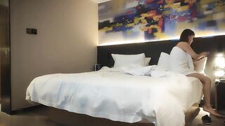 【麻花免费视频】今夜高端外围大胸小姐姐性格好叫声骚