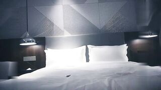 【麻花免费视频】沈先生探花甜美牛仔短裤妹子发上骑坐抽插