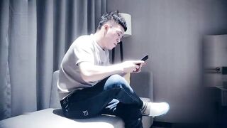 【麻花免费视频】男魔小天约了个白衣骚气少妇啪啪口交侧入