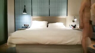 【麻花免费视频】约蓝裙妹子调情一番穿情趣护士装骑乘后入