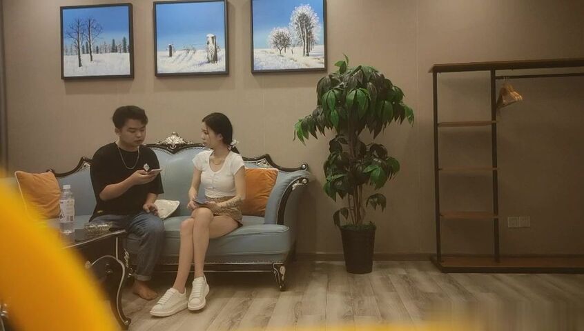【麻花免费视频】顶级高端外围场苗条00后女神小仙女到达高潮
