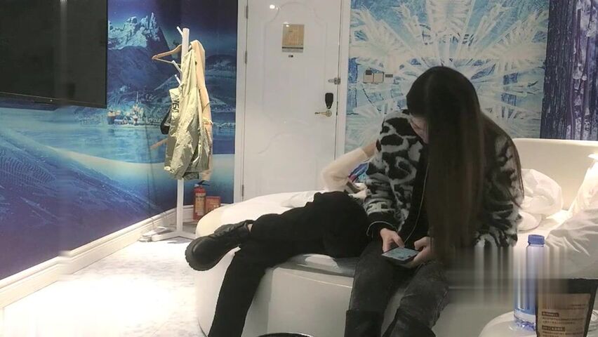 【麻花免费视频】高价外围肤白如雪甜美女神美腿翘臀温柔配合