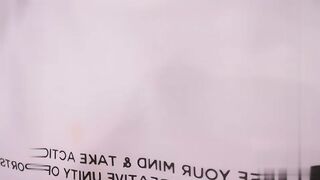 【麻花免费视频】约裙子妹子3P啪啪近距离拍摄两个一起玩弄口交