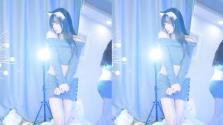 【麻花传媒视频】《顶流网红泄密》千元定制【咬一口兔娘】高端露三点裸舞