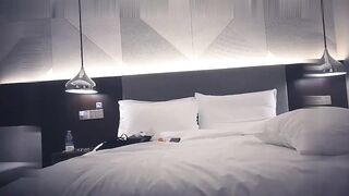 【麻花免费视频】大奶嫩妹主动深喉玩弄口交不断刺激呻吟