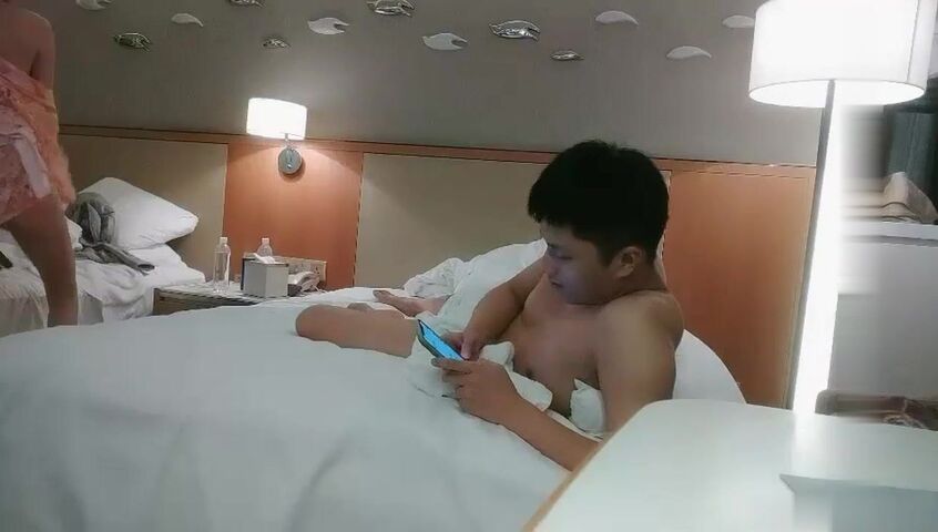 【麻花免费视频】探花郎李寻欢高颜值性感嗲嗲妹子第二炮口交