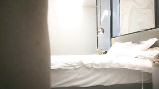 【麻花免费视频】沈先生探花黄发性感黑衣妹子近距离特写口交