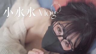 【麻花免费视频】和室友一起复习考试，她竟然没有穿内裤，撕开丝袜把她干到高潮喷水