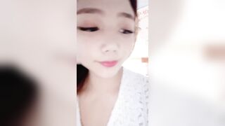 【麻花免费视频】风骚小老板娘露脸在店里跟小哥激情口交大鸡巴