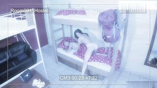 【麻花免费视频】俄罗斯荡妇为了一根大黑鸡巴欺骗丈夫