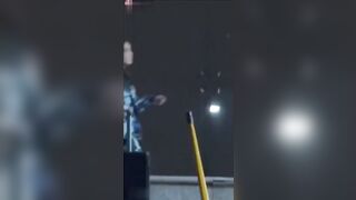 【麻花免费视频】抖音热点 山东潍坊科技学院军训跳舞露奶全集