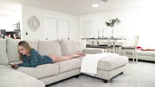 【麻花免费视频】告诉继兄，“你随时可以使用我的东西和我的身体”