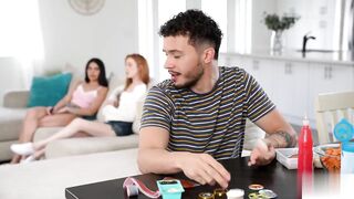 【麻花免费视频】用你的精液来换取你的快乐