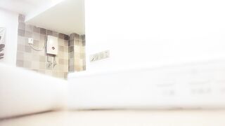 【麻花免费视频】清秀文静小姐姐C罩杯美乳甜美温柔蜜桃臀淫液四溢