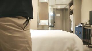 【麻花免费视频】网约大圈外围极品大长腿干成大字型瘫软在床