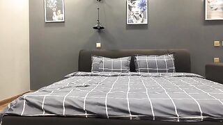 【麻花免费视频】失恋良家美女做兼职外围被探花偷拍