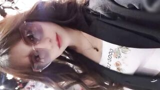 【麻花免费视频】真实兄妹乱伦，莞最妹妹强行脱裤硬插