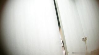 【麻花免费视频】【厕拍精品】商场厕拍，身材很棒的妹子，可惜小逼很黑