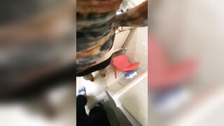 【麻花免费视频】大姨子穿旗袍主动勾引我，操她骚穴吴涛内射